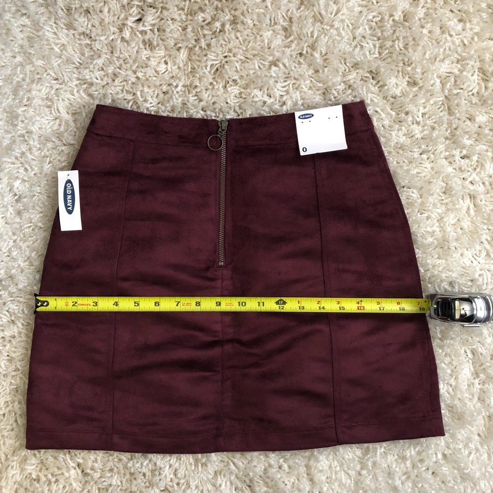 ❗️SALE❗️ OLD NAVY velvet mini skirts! - Picture 6 of 7